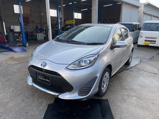 トヨタ アクア | 旭ヶ丘商事